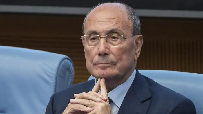 Schifani e il rebus delle dimissioni: cosa succede se la crisi politica si aggrava