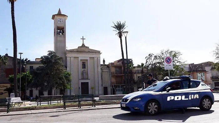 Vittoria, la polizia arresta un 26enne per rapina