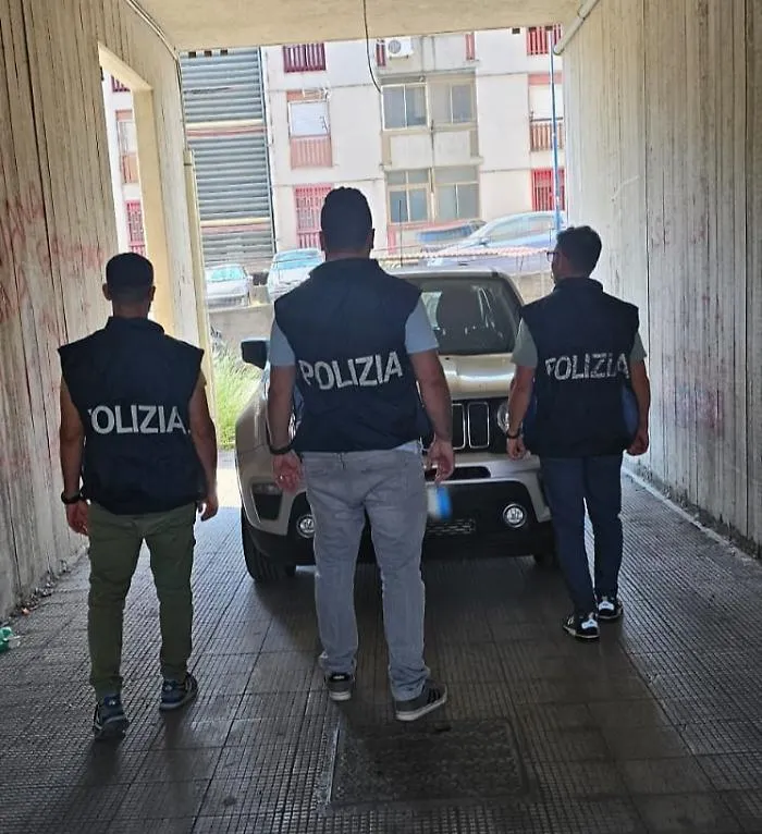 Catania, smantellata una crack-room a Barriera: due arresti