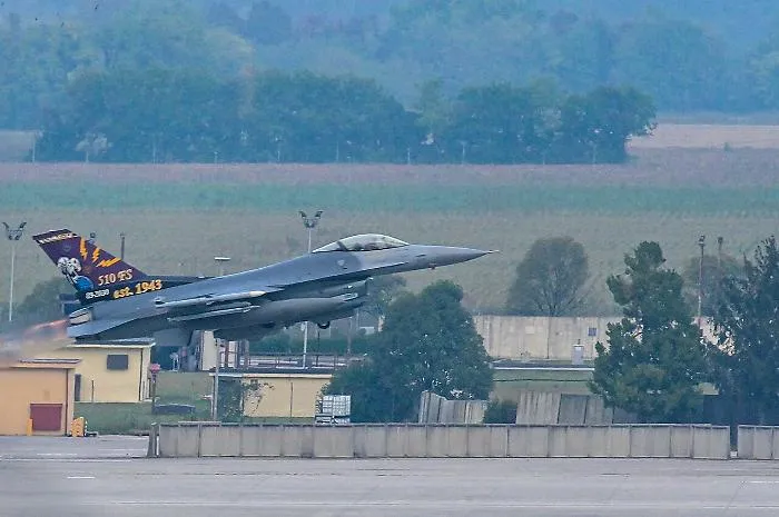 Esercitazione "nucleare" della Nato in Italia: la Steadfast Noon per testare disciplina e cooperazione