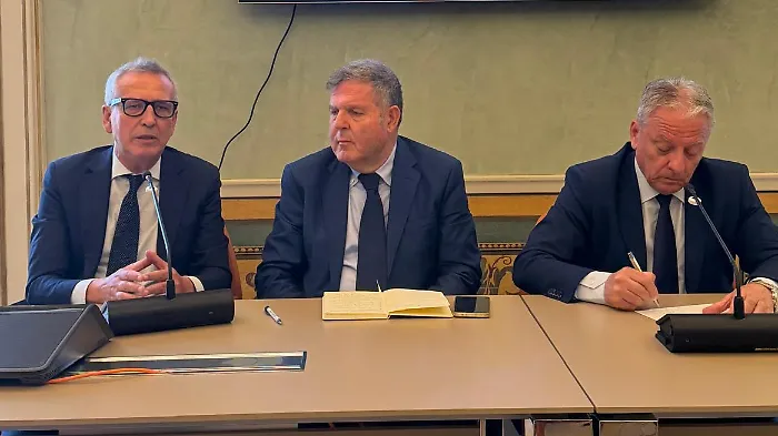 "Sindaci d'Italia", il nuovo partito dei territori in Sicilia: &laquo;Capovolgiamo la piramide&raquo;