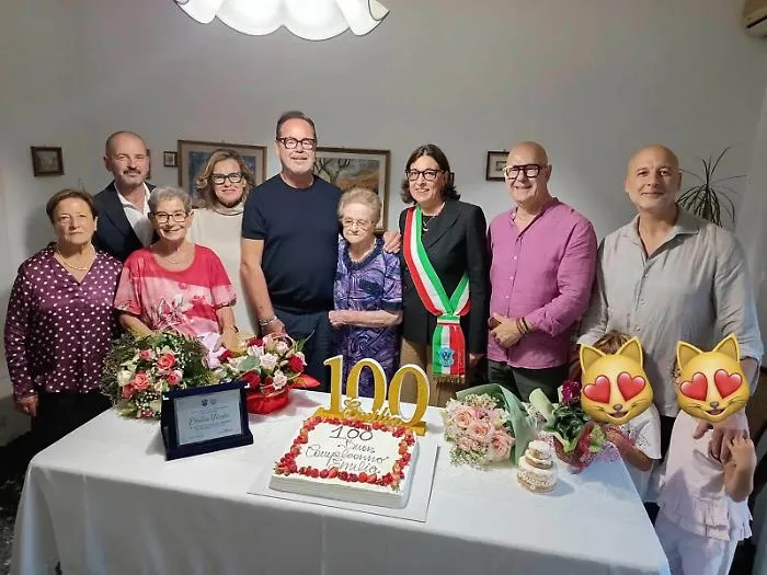 Modica in festa con un'altra centenaria