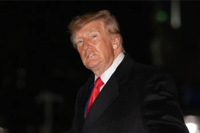L'ultima di Trump: &laquo;Voglio un oceano ribattezzato America o col mio nome&raquo;