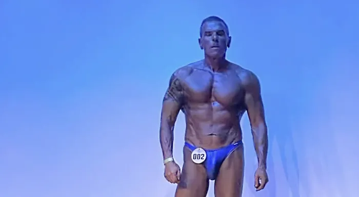 Body building, a 61 anni riscrive le regole del tempo: il modicano Giorgio Buscema conquista Roma e sogna il Mondiale