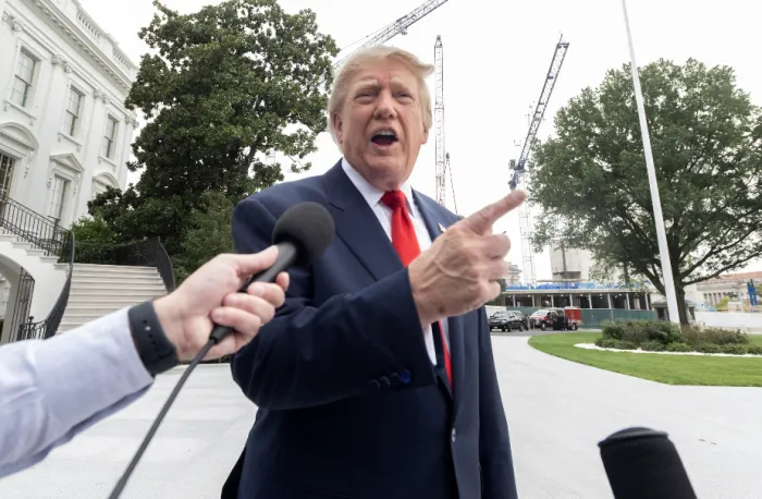 Gasolio russo, perch&eacute; l'accordo politico di Trump con Putin non fa crollare i prezzi alla pompa