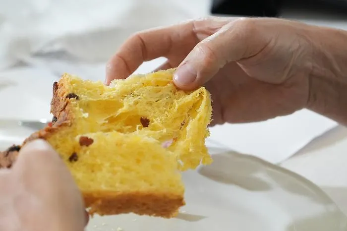 Il palermitano Matteo Costa vola in finale con il panettone tradizionale al Mastro Panettone d&rsquo;&Eacute;lite
