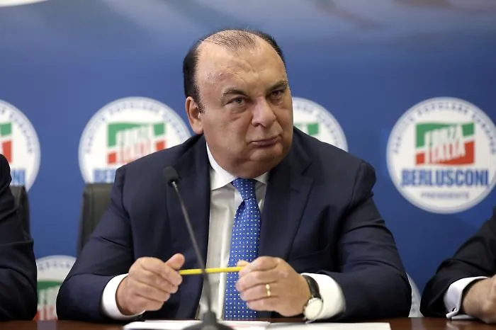 Taormina, alla convention del Ppe Martusciello (FI) "lancia" Falcone: &laquo;Non criminalizziamo Schifani, ma...&raquo;
