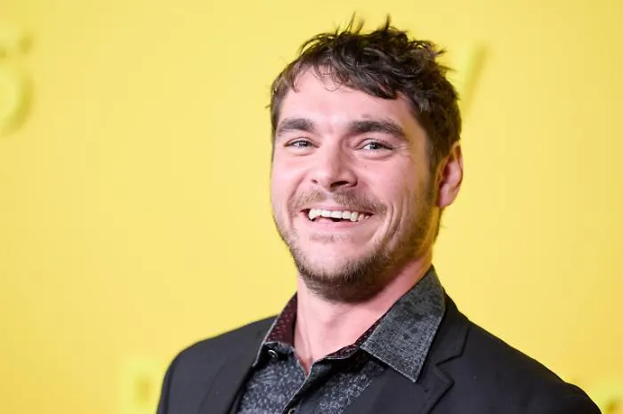 &Egrave; morto RJ Mitte, il Walter White Jr. di Breaking Bad: aveva 34 anni