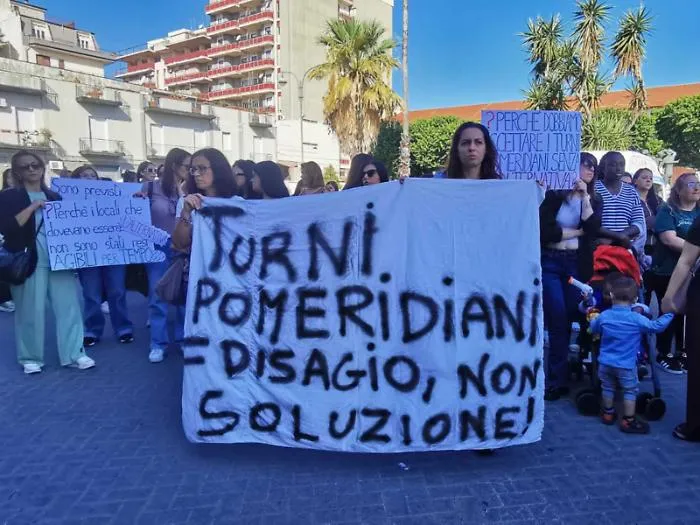 Patern&ograve;, le mamme del &ldquo;Marconi&rdquo;: &laquo;No ai doppi turni&raquo; 