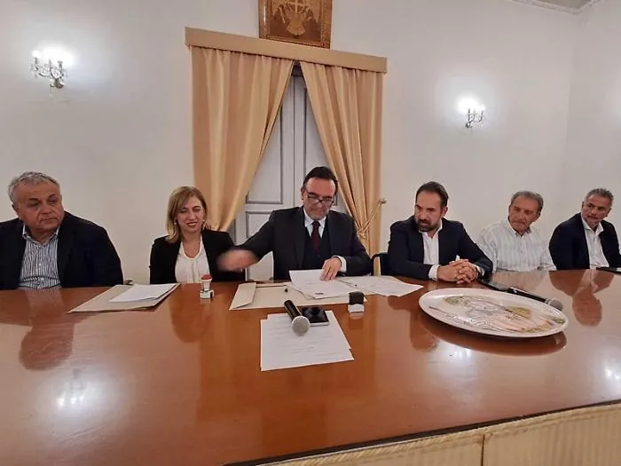 Servizi socio-sanitari: firmato l&rsquo;accordo tra Distretto 13 e Asp Calatino