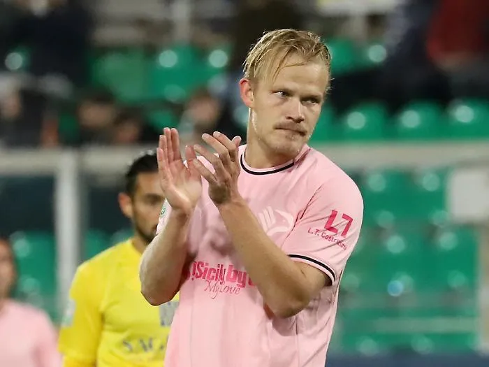 Il bomber rosanero Pohjanpaloo