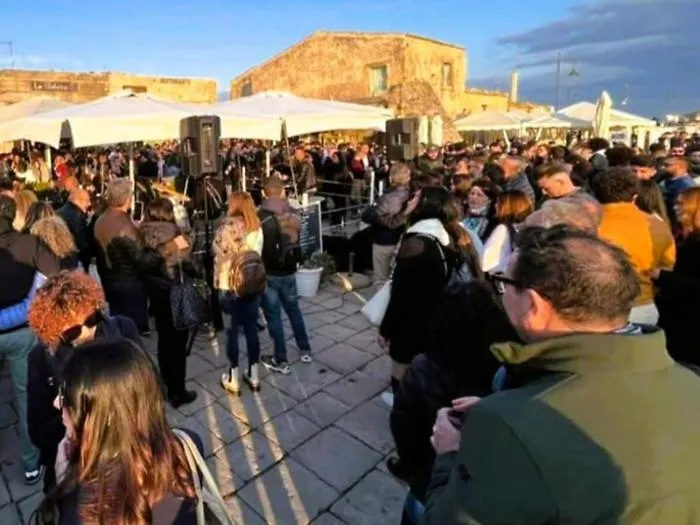 Lite e accoltellamento a Pasqua, il sindaco: &laquo;Pi&ugrave; controlli&raquo;