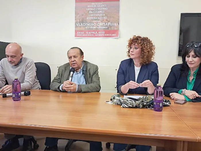 Ad Enna Mirello va avanti come un rullo compressore: &laquo;La citt&agrave; con noi avr&agrave; autorevolezza&raquo;