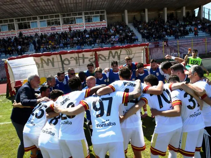 Il Messina a caccia della salvezza, Feola: &laquo;&Egrave; una squadra viva&raquo;