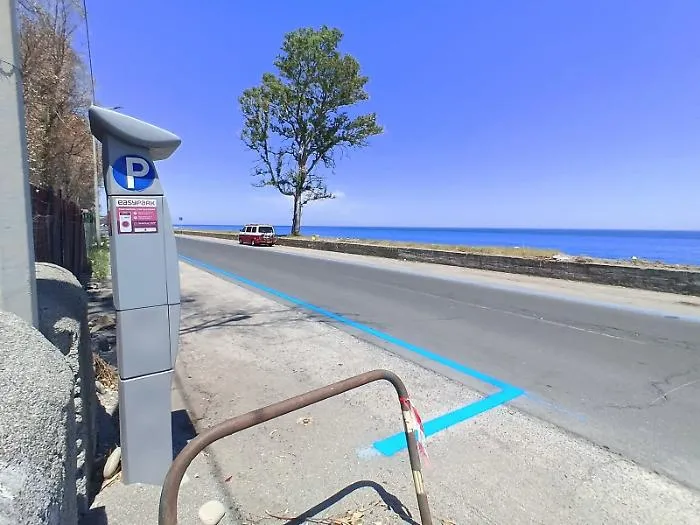 A Marina di Cottone &egrave; tempo di strisce blu