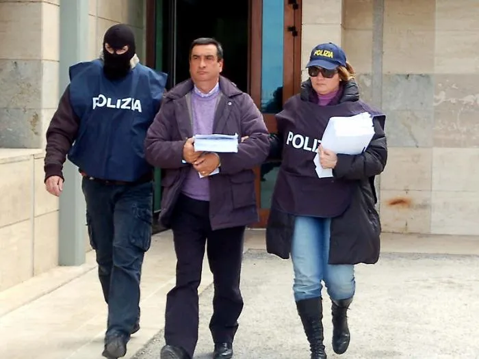 Il boss Messina Denaro e quelle le cure mediche lontano da Trapani