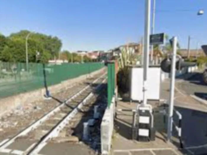 Via i vecchi binari della Fce, i quartieri Montepalma e Lineri riuniti