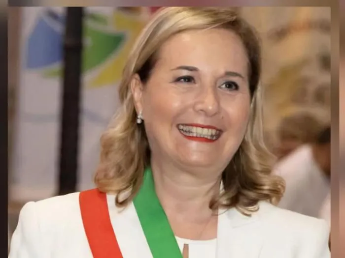 Depositata la mozione di sfiducia nei confronti della sindaca Ferro