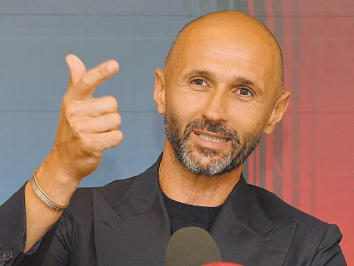 Il diesse rossazzurro Fortunato Varr&agrave;
