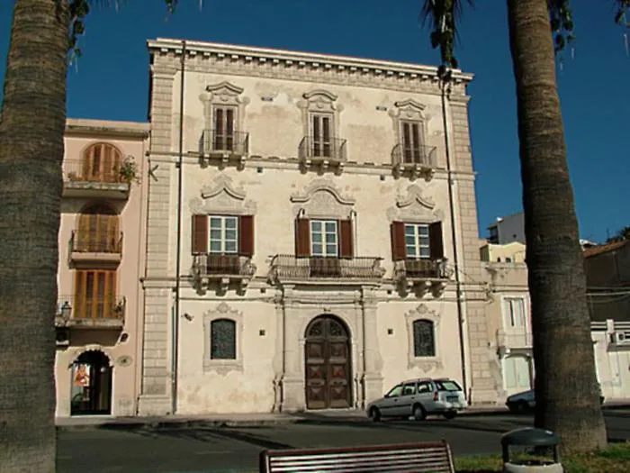 Palazzo D&rsquo;Amico: ok all&rsquo;efficientamento energetico