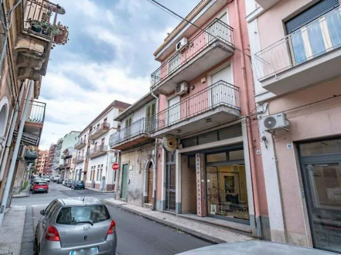 Addio buche e degrado, cantieri stradali al via