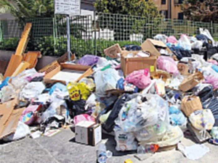 Aliquote Tari approvate al fotofinish, aumenti di 10 euro per famiglia a Palermo