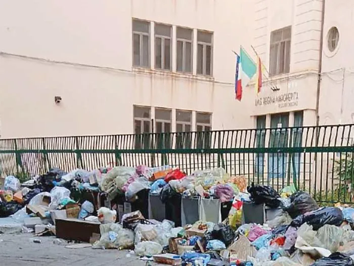 Rap, attacco dalla commissione e dal sindacato: &egrave; battaglia su contenziosi e consulenze