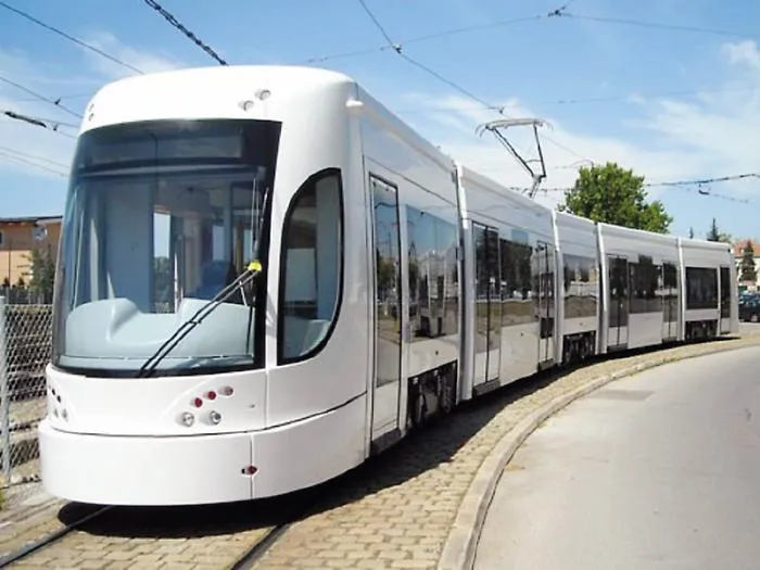 Dal tram alla transizione ecologica: Pon Metro, dopo i tagli ai fondi tutti i progetti in bilico