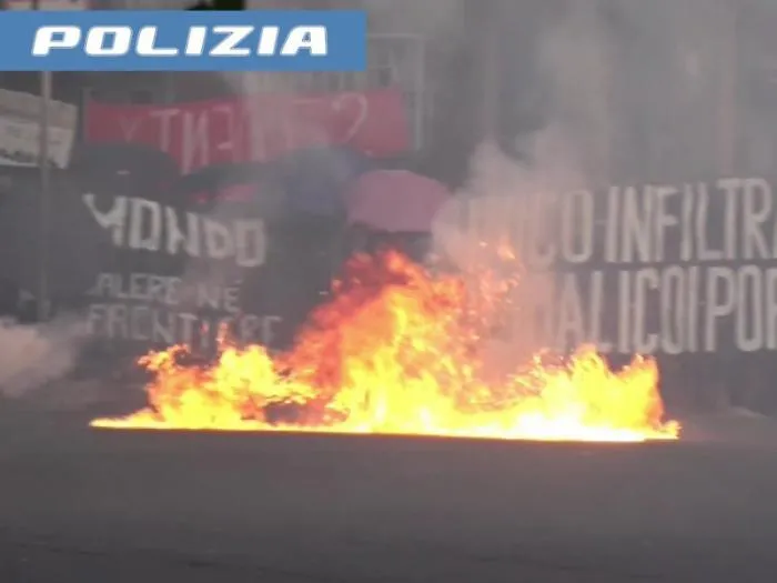 La guerriglia urbana durante il corteo contro "il Ddl Sicurezza" a Catania: condanne e assoluzioni