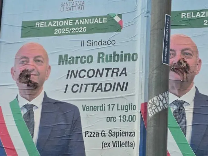 Vernice sui manifesti del sindaco Rubino: solidariet&agrave; unanime