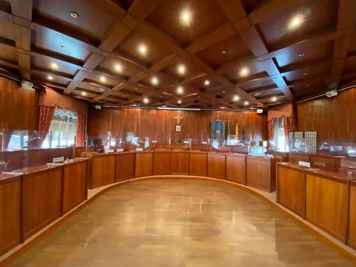 Telecamere spente in aula, la trasparenza resta in attesa della burocrazia