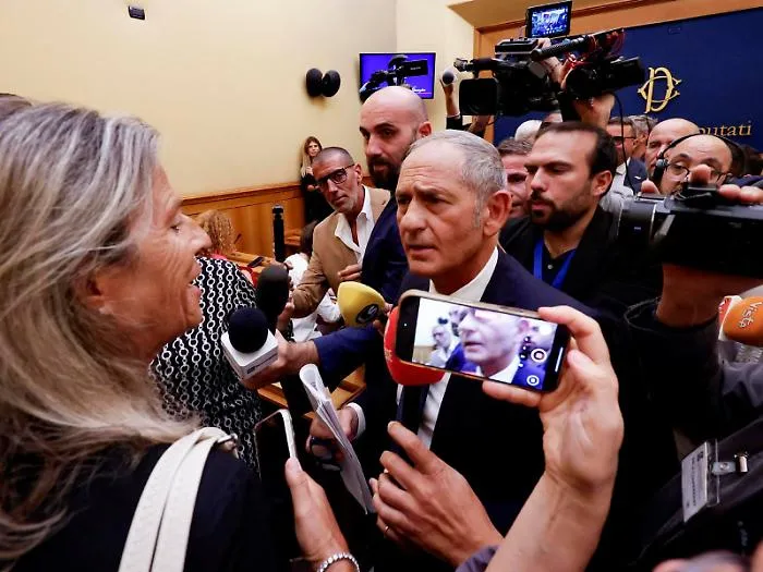 Calderone lascia Forza Italia: &laquo;Vannacci &egrave; il futuro, tanti in Sicilia mi seguiranno&raquo;