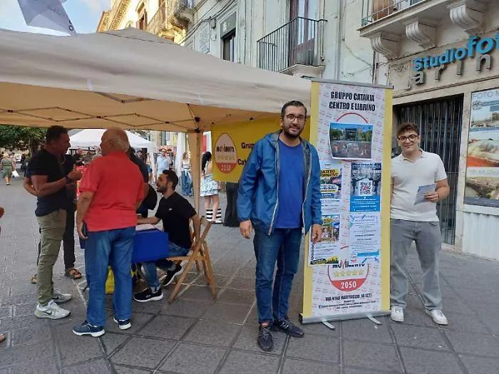 Il M5S contro le strisce blu: &laquo;Pi&ugrave; parcheggi gratis, lo dice la legge&raquo;