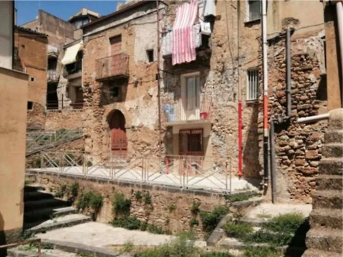 Via al consolidamento del quartiere S. Stefano, addio al rischio frane
