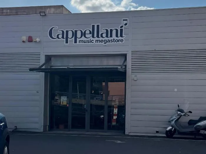 Furto da 100mila euro al Cappellani Music Megastore di Acireale