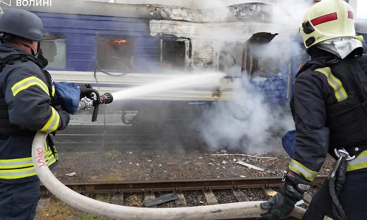 Droni e treni nel mirino alle porte della NATO: la guerra sfiora la Polonia e mette in allerta il Baltico