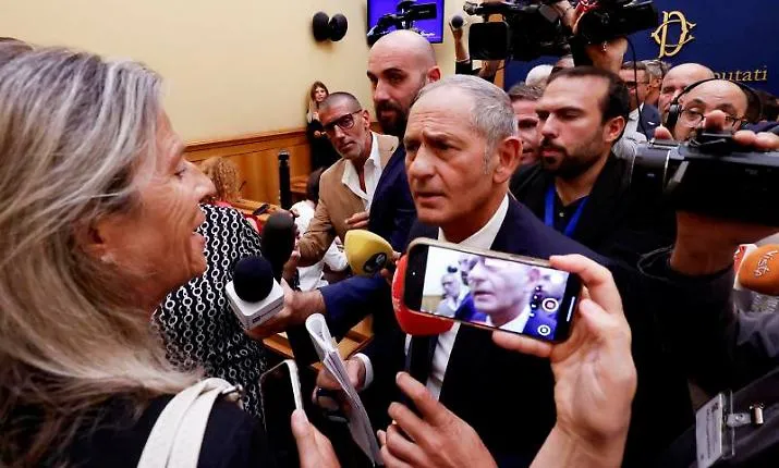 Calderone lascia Forza Italia: &laquo;Vannacci &egrave; il futuro, tanti in Sicilia mi seguiranno&raquo;