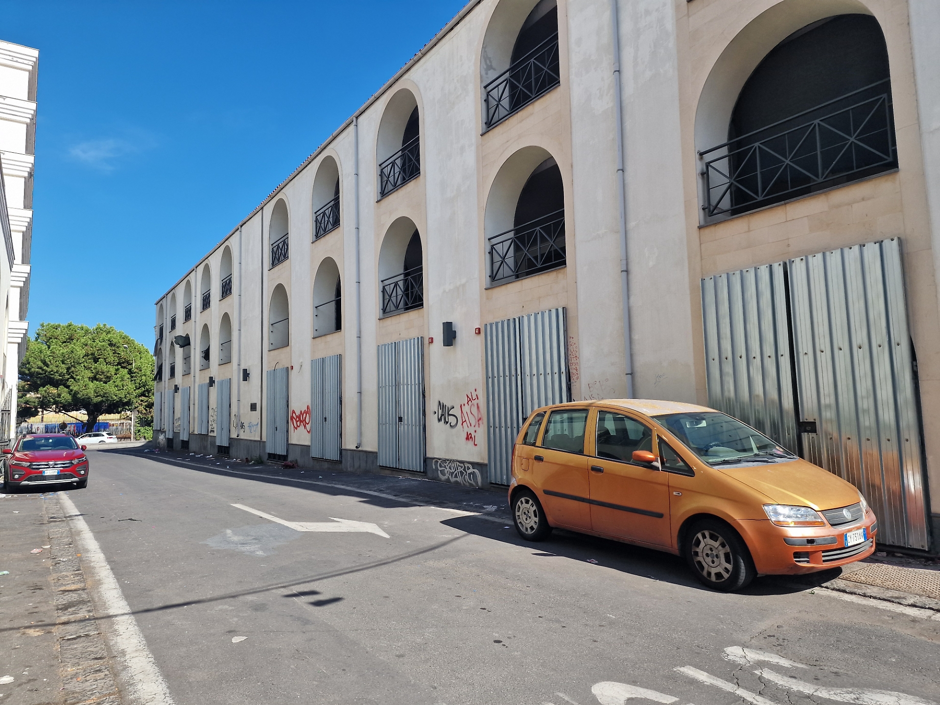 Il "lotto a" dell'ex Mulino Santa Lucia sbarrato