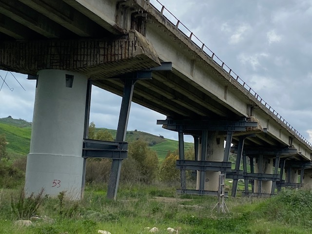 Autostrada A19 Palermo-Catania, demolizione viadotto Cannatella