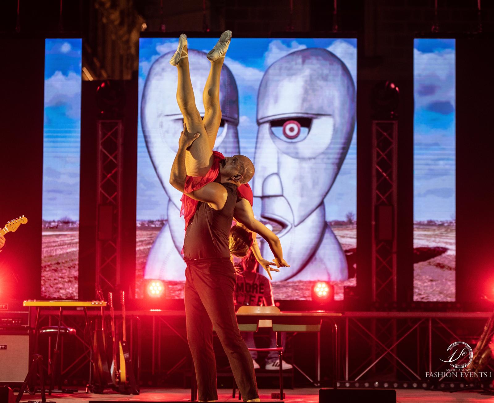 Danzatori e band - The Story Tribute Show